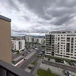 Luxurious Landing Apartment
